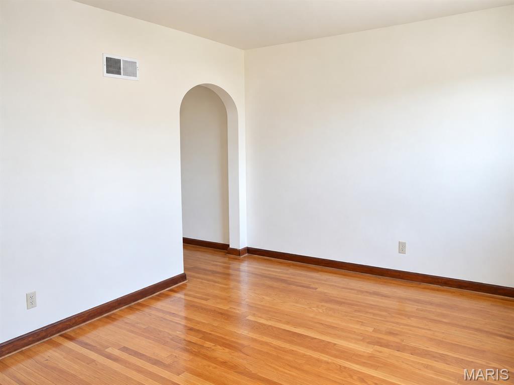 8522-8524 Mathilda Avenue Property Photo 10