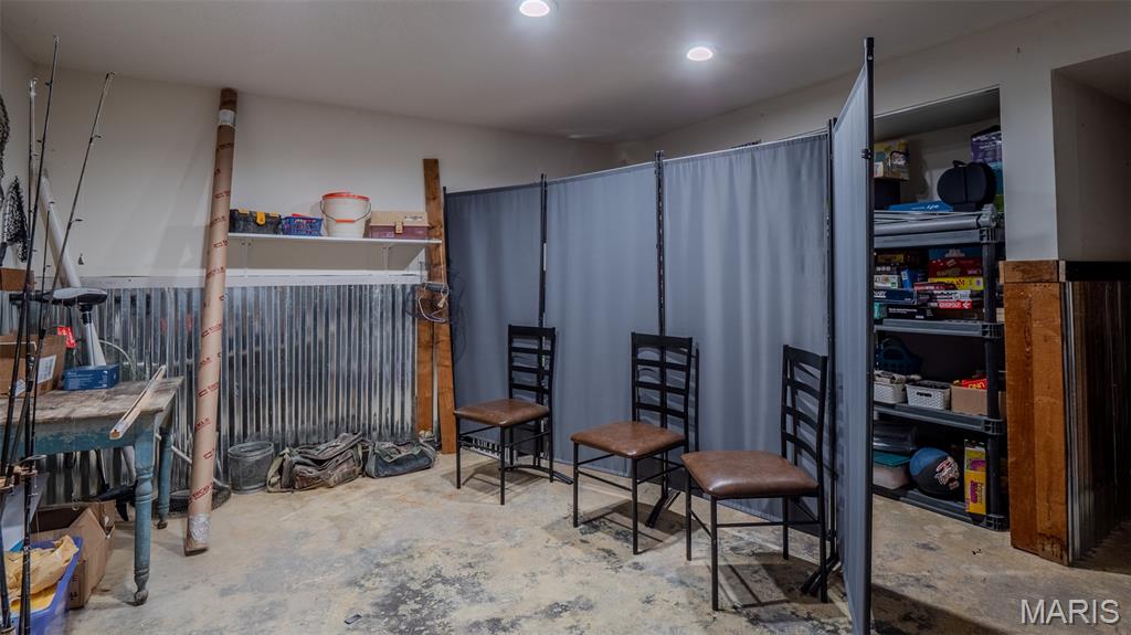1231 Brown Lane Property Photo 44