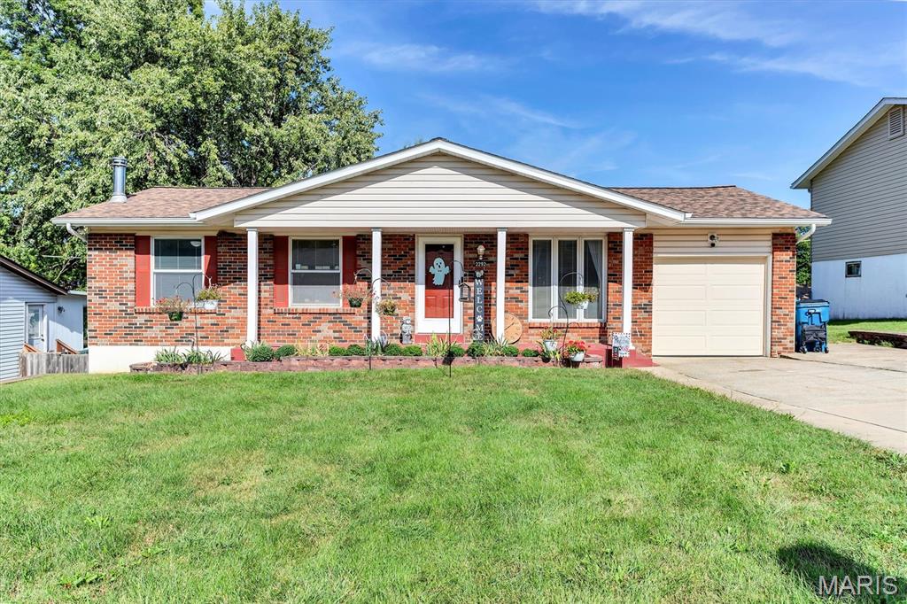 2292 Lincoln Drive Property Photo 1