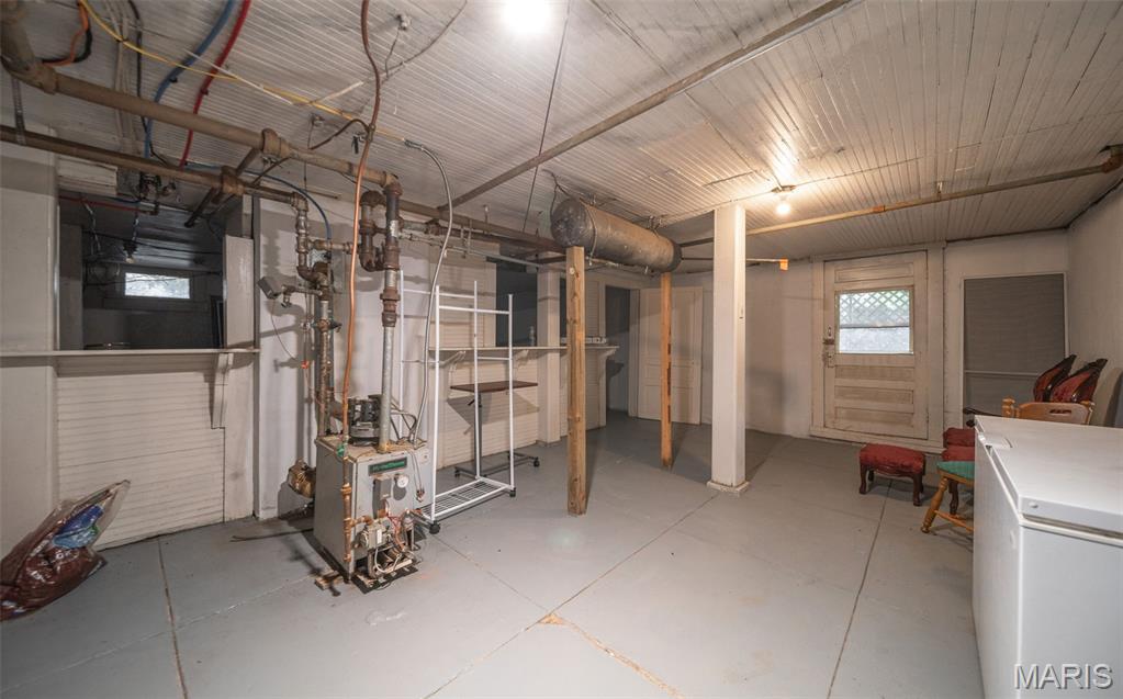 104 W 3rd Street Property Photo 59