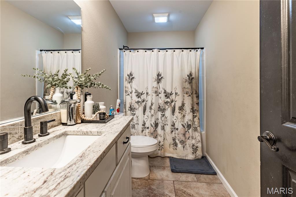 1215 Huntress Property Photo 11