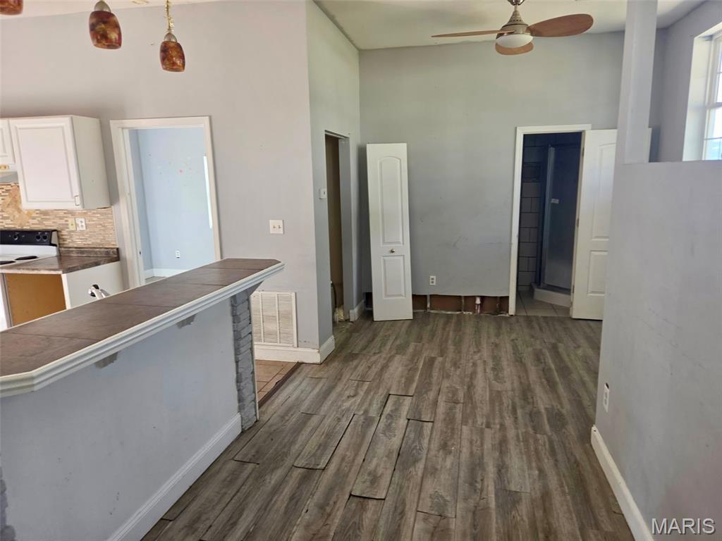 29290 Round House Avenue Property Photo 3