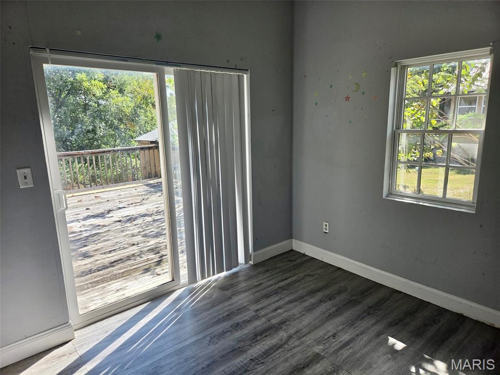 29290 Round House Avenue Property Photo 6