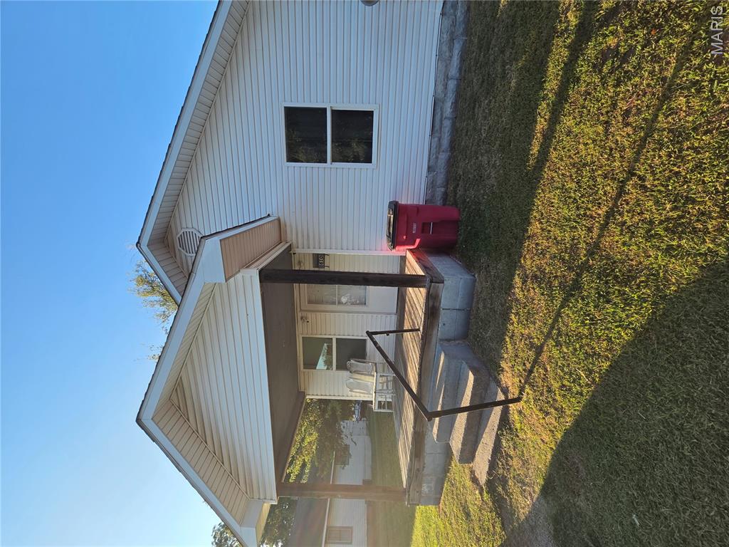 810 E Kathleen Street Property Photo 1