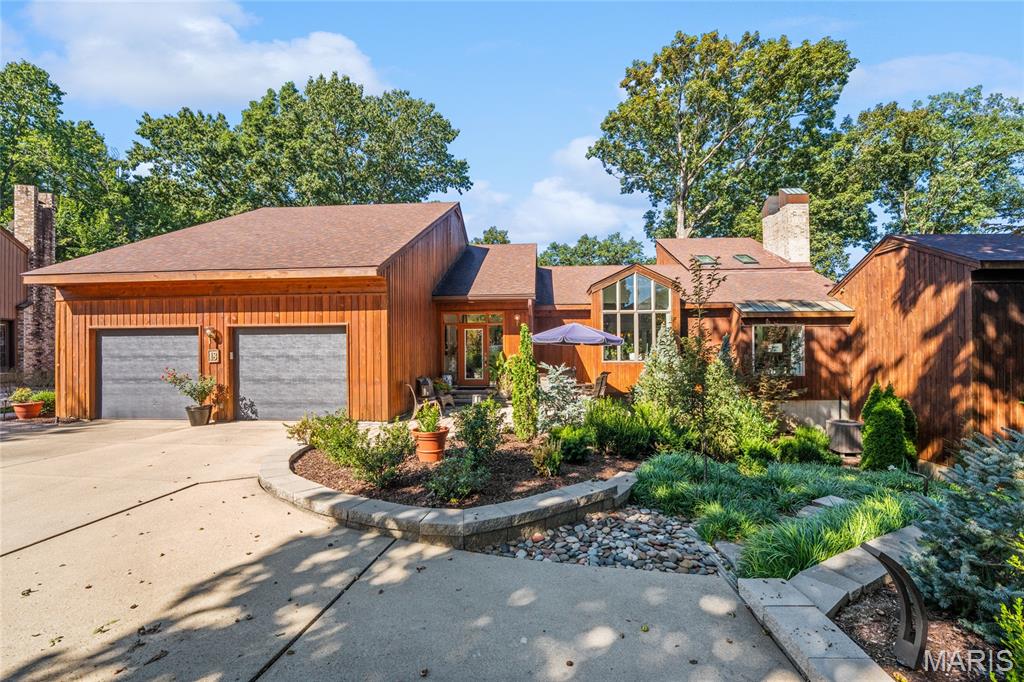 18 Tanewood Court Property Photo 1