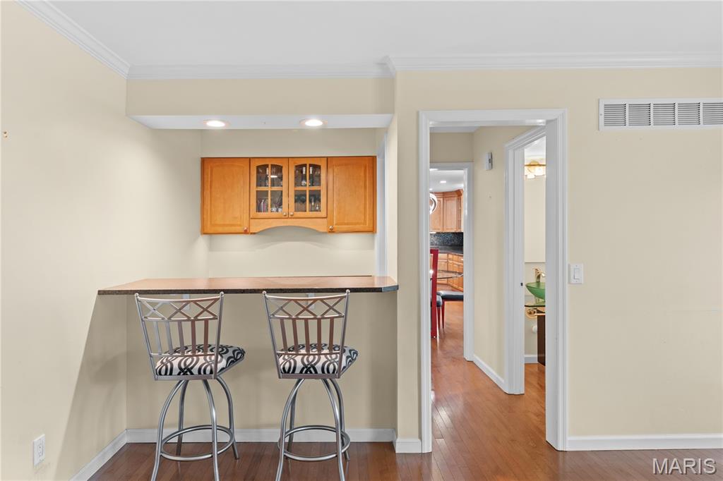 11929 Clayton Road Property Photo 17