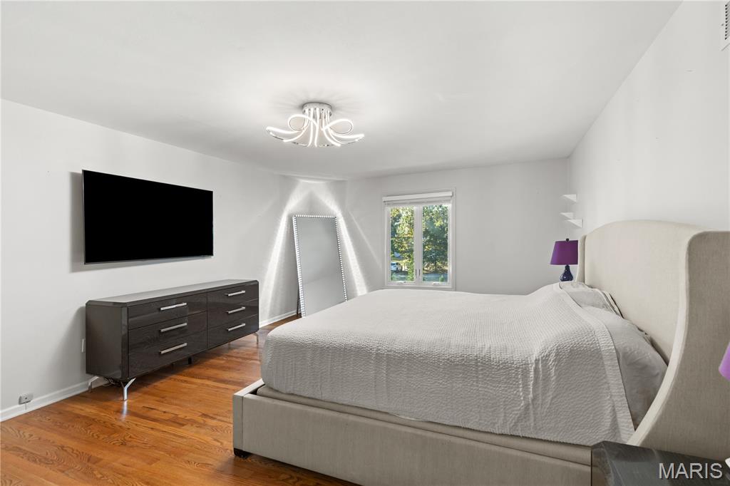 11929 Clayton Road Property Photo 22