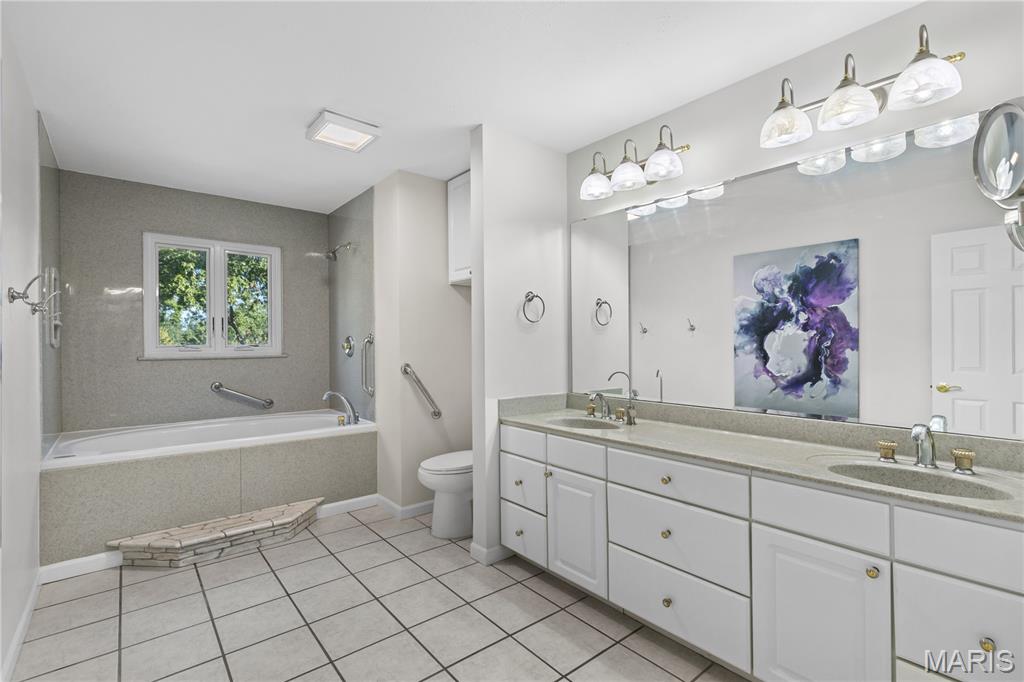 11929 Clayton Road Property Photo 24