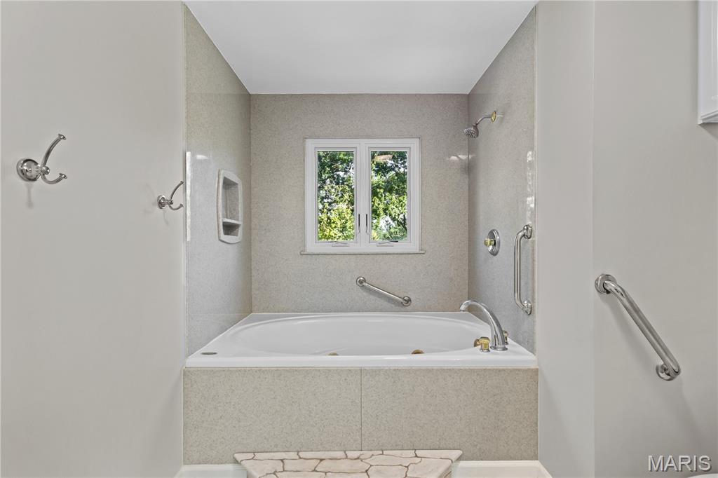 11929 Clayton Road Property Photo 25