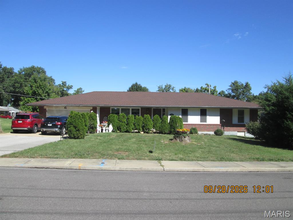 10095 Thorpe Avenue Property Photo