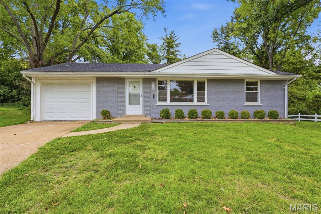 101 Florwood Property Photo 1