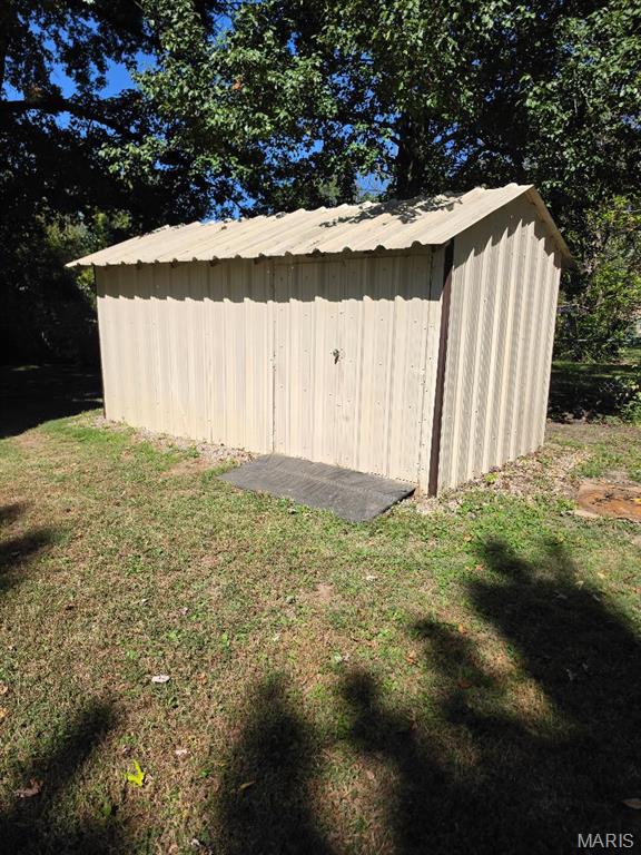 121 Hilda Crow Drive Property Photo 2
