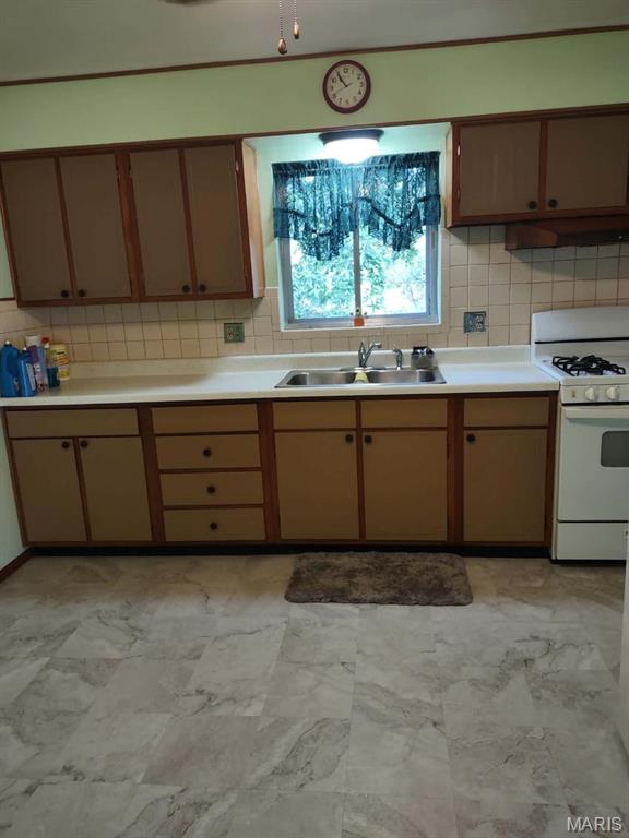 121 Hilda Crow Drive Property Photo 10