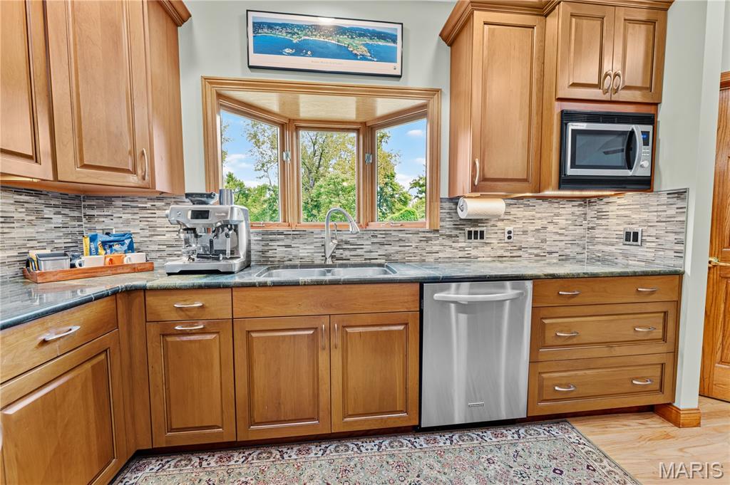 18 Overbrook Drive Property Photo 13
