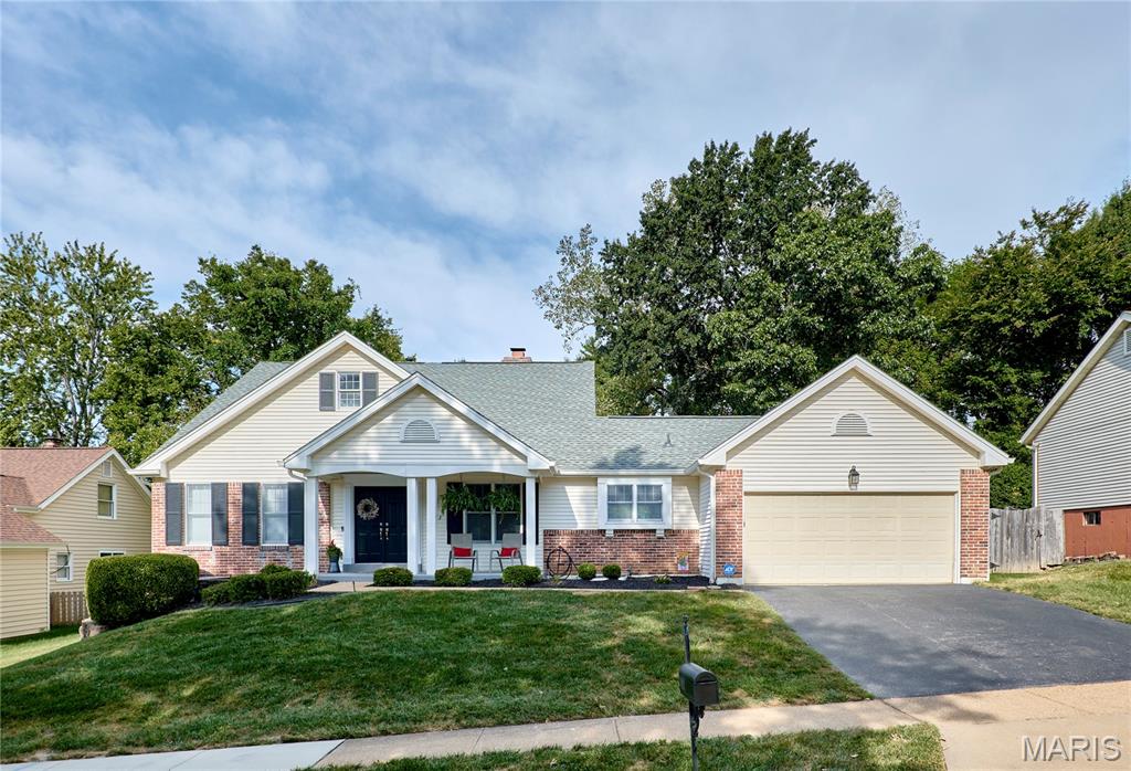 1843 Shadywood Court