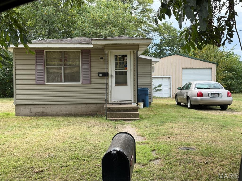914 Mott Property Photo 1