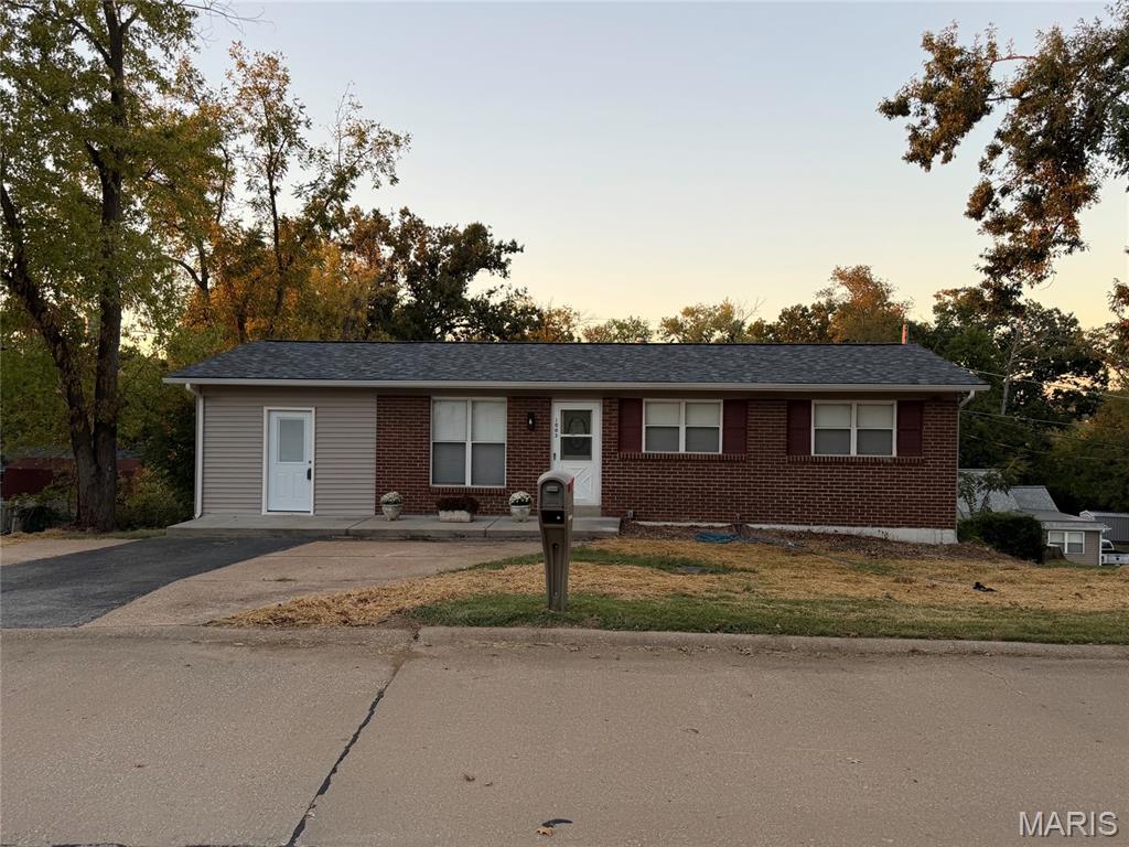1003 Sunridge Trail Property Photo 1