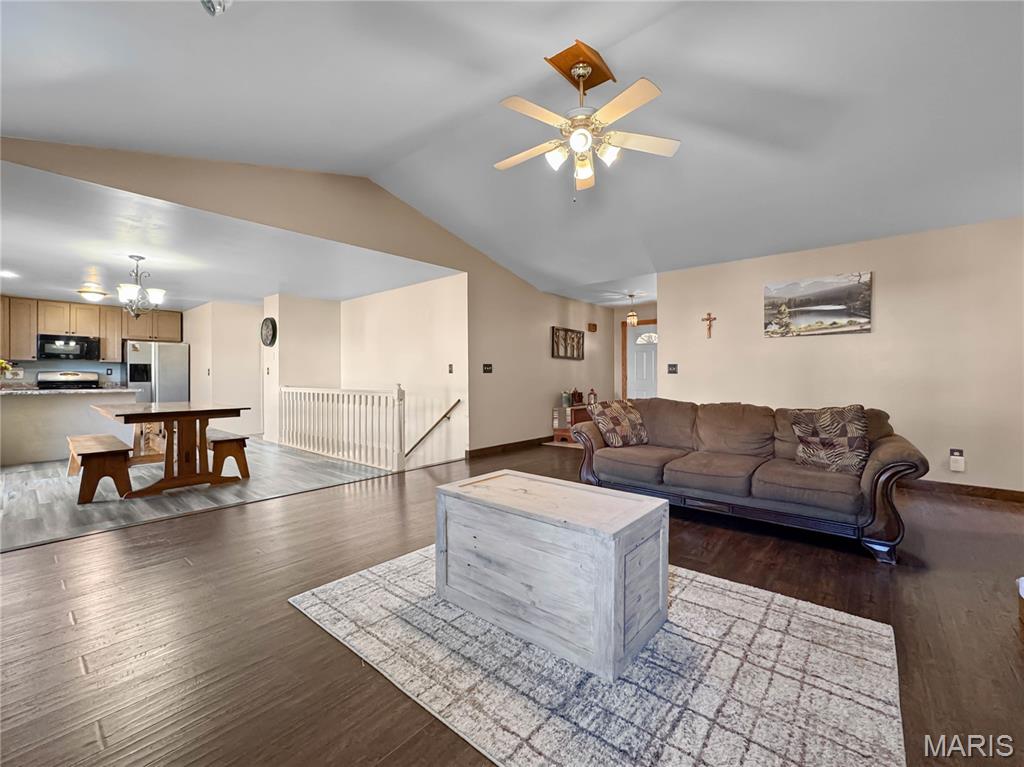118 Osterhage Drive Property Photo 14
