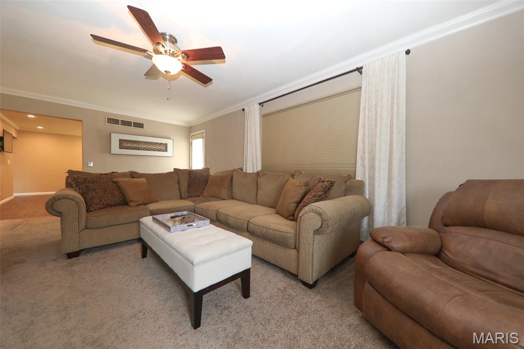 2200 Dawn Place Property Photo 8