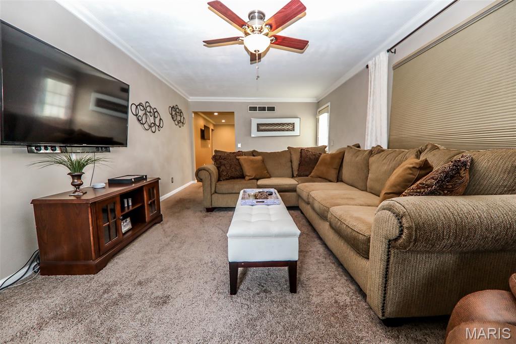 2200 Dawn Place Property Photo 9