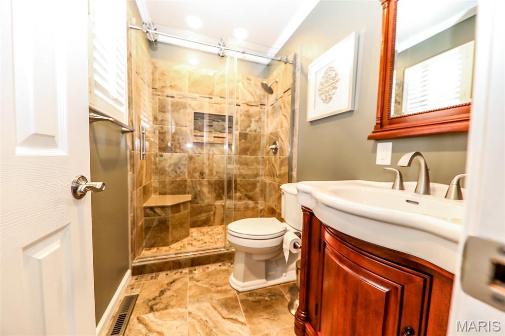 2200 Dawn Place Property Photo 22