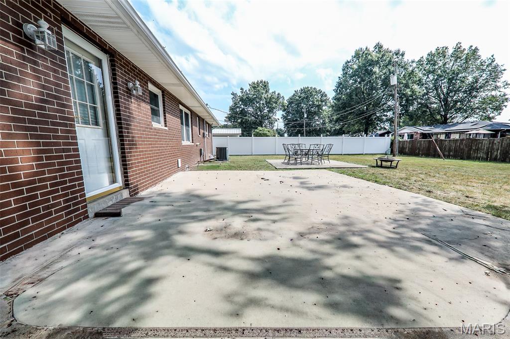 2200 Dawn Place Property Photo 27