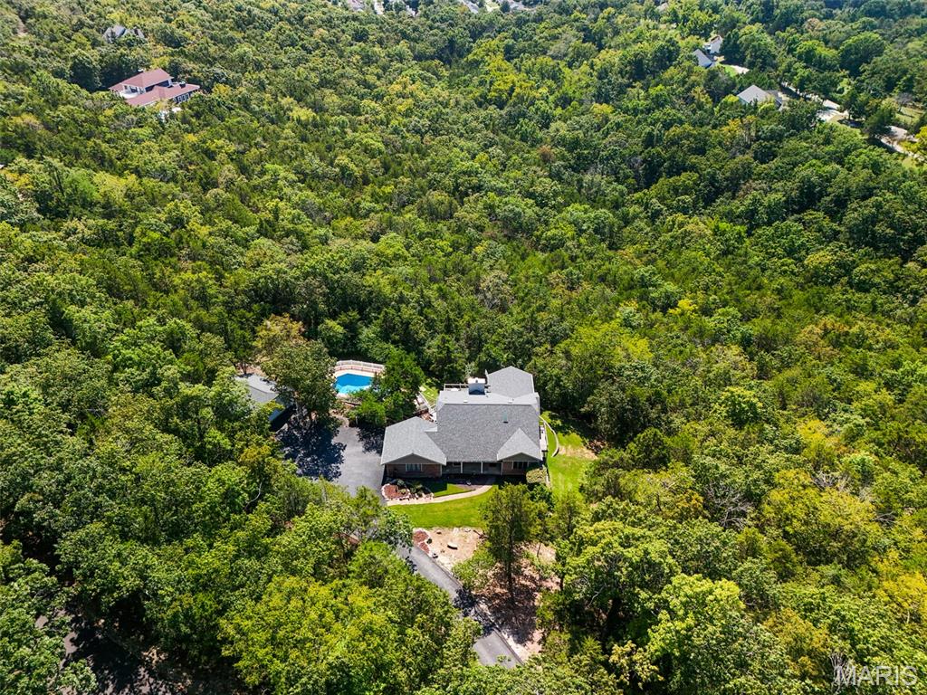 2 Rockwood Forest Glen Property Photo 4