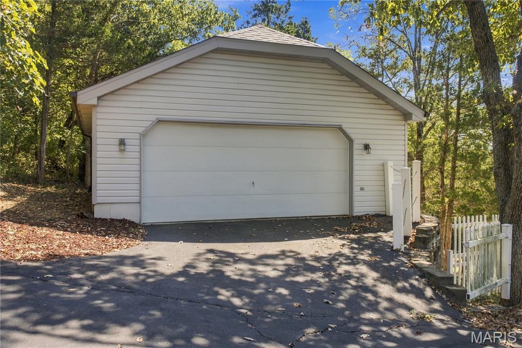 2 Rockwood Forest Glen Property Photo 44