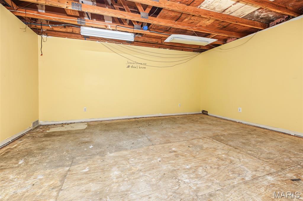 168 Main Street Property Photo 21