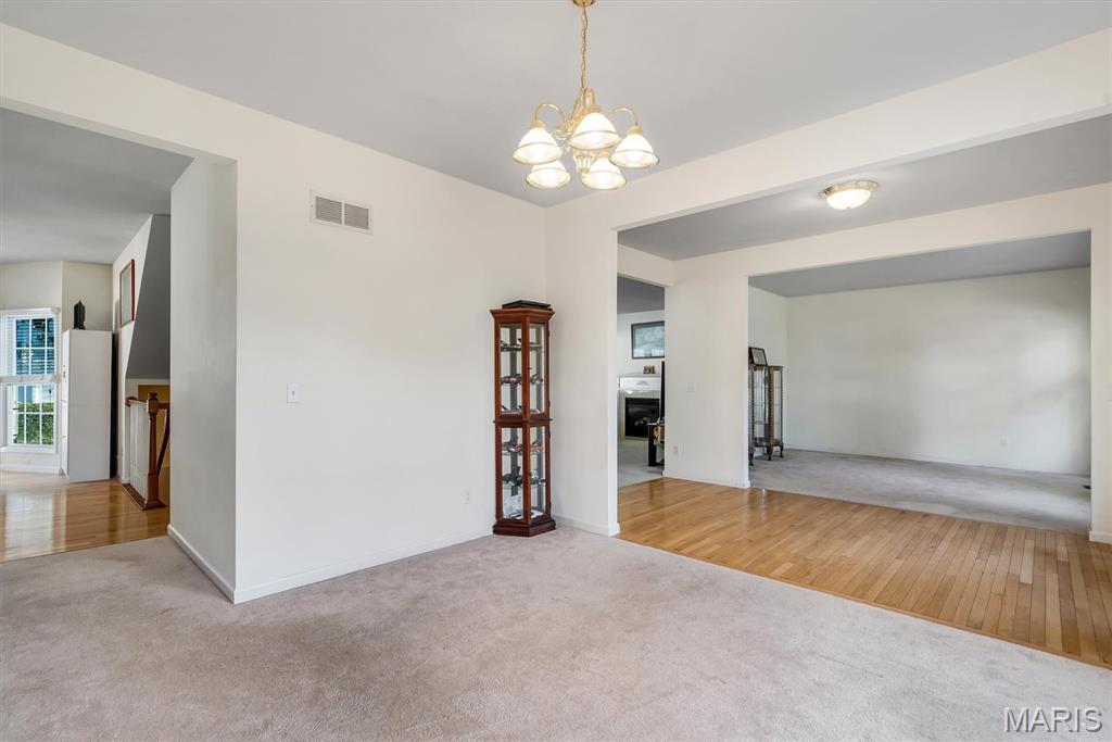 3552 Sutton Drive Property Photo 12
