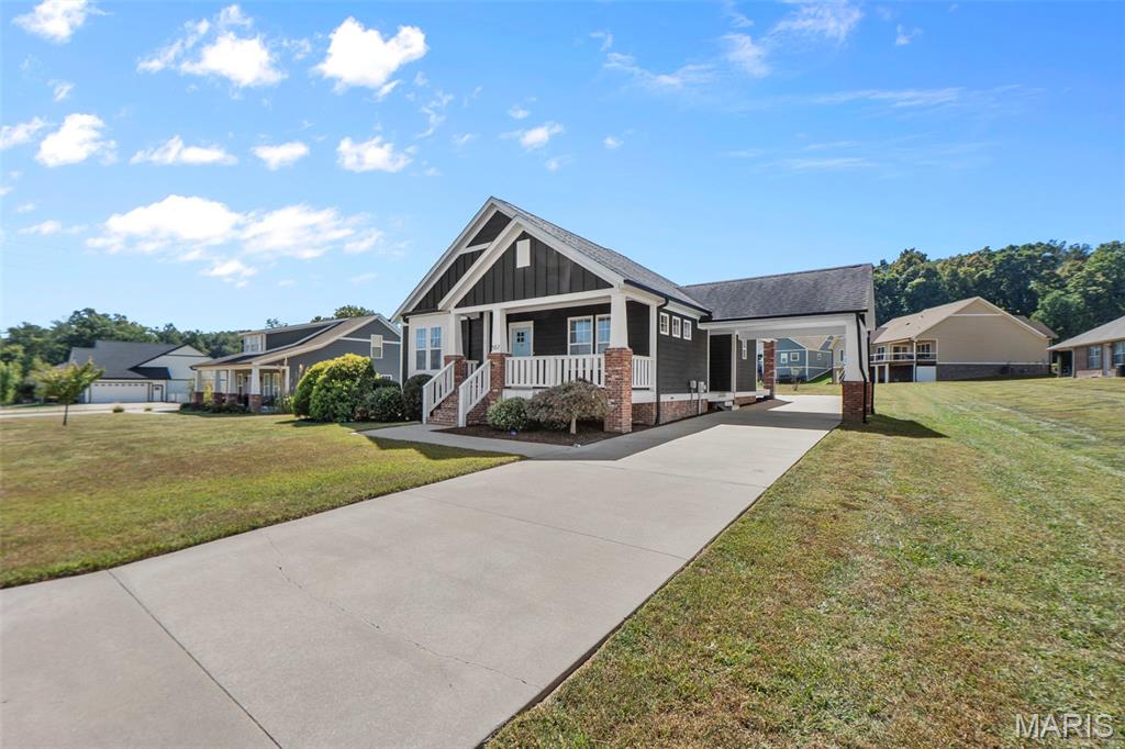 557 Cloverdale Ranch Road Property Photo 1
