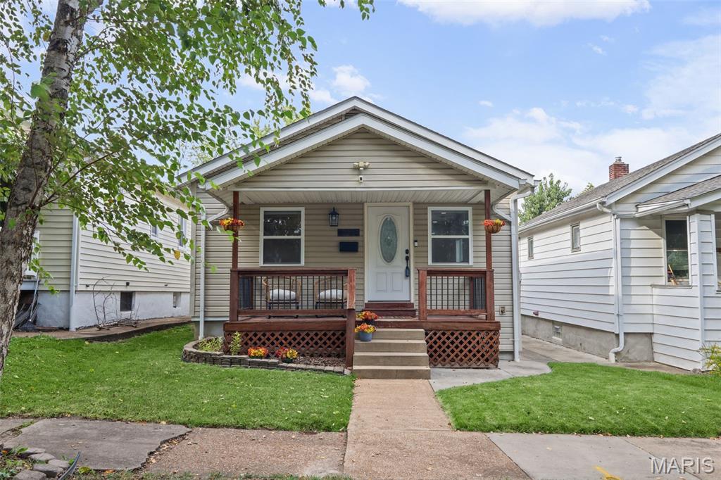 4725 Hummel Avenue Property Photo 1