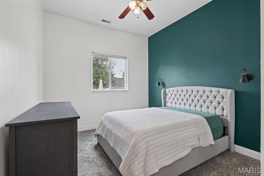 4725 Hummel Avenue Property Photo 4