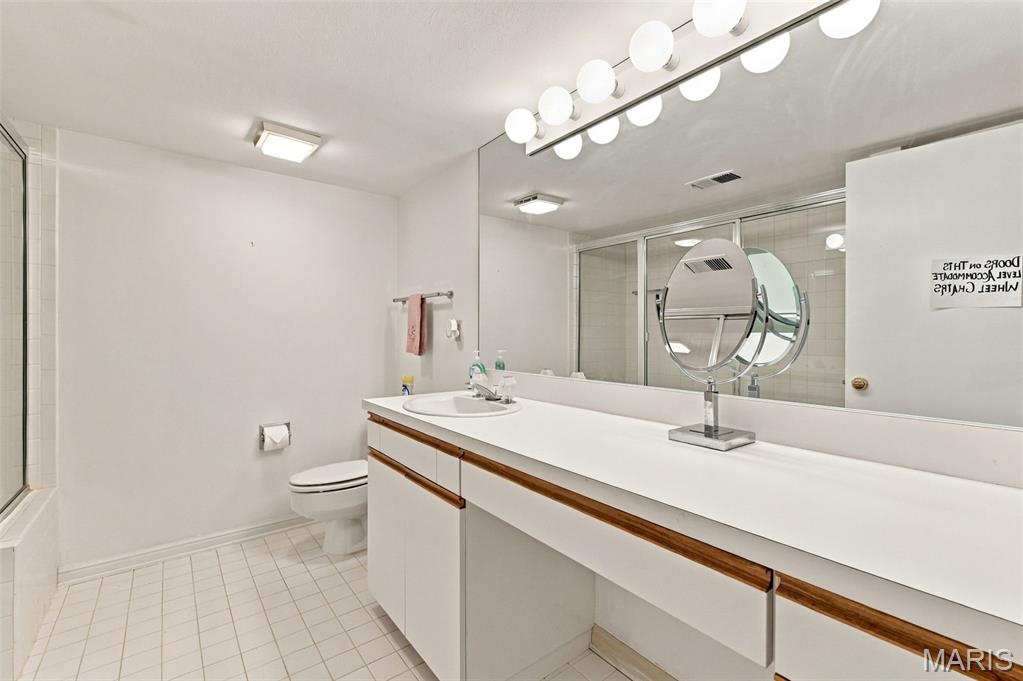 14033 Baywood Villages Drive Property Photo 33