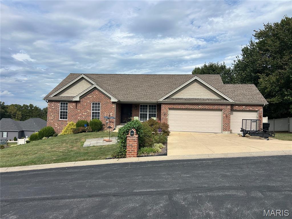 384 Arvel Lane Property Photo 1