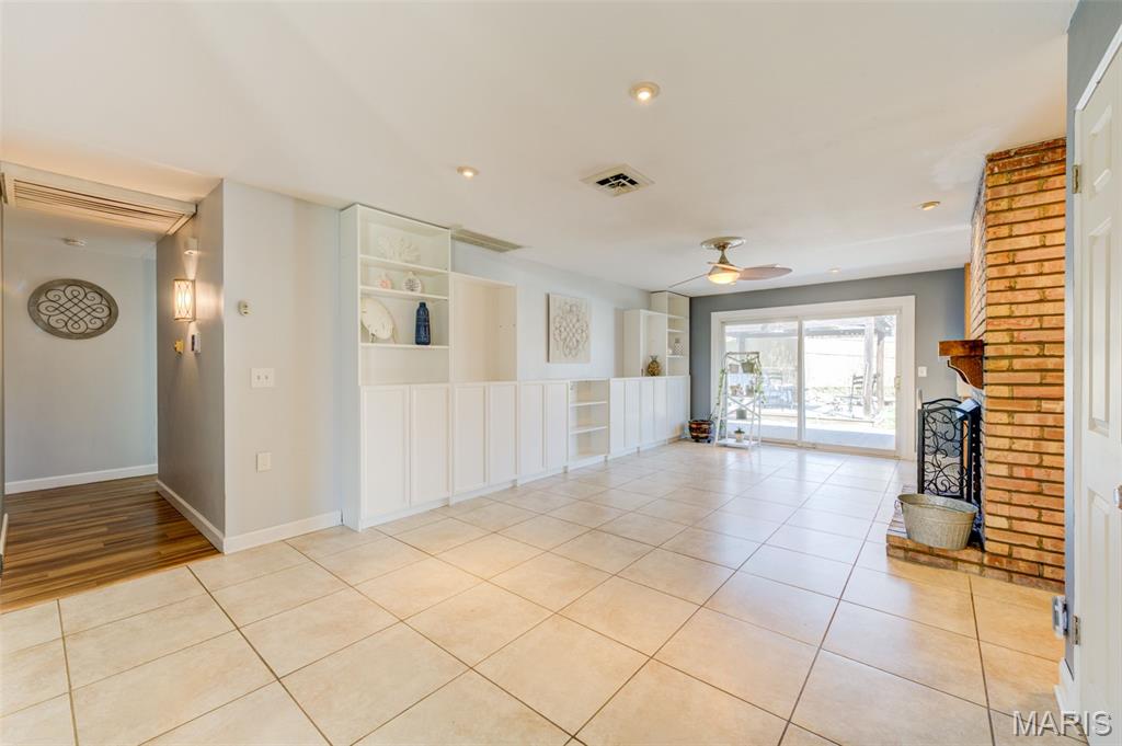 12543 Merrick Drive Property Photo 9