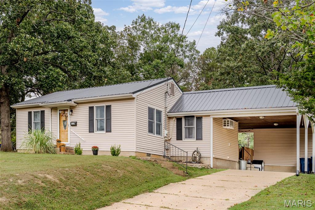 1117 W State Street Property Photo 1