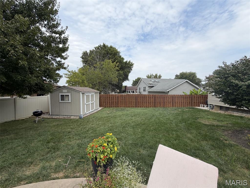 733 Cedar Glen Drive Property Photo 7