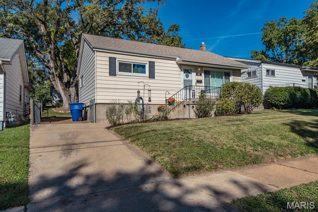 26062803 Property Photo 2