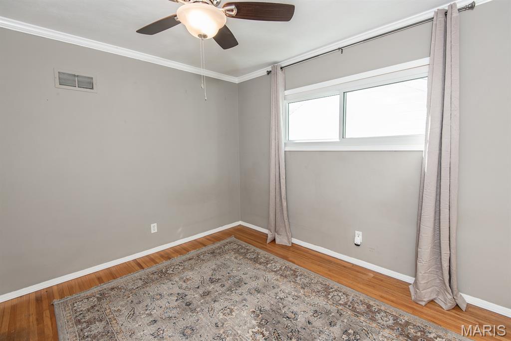 26062803 Property Photo 12