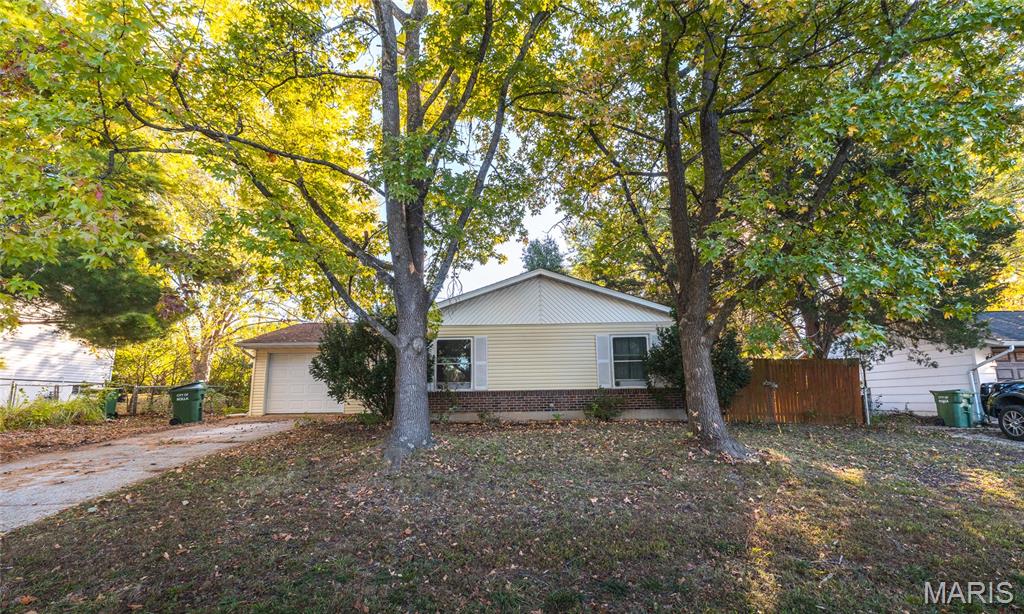 302 Fox Creek Road Property Photo 1