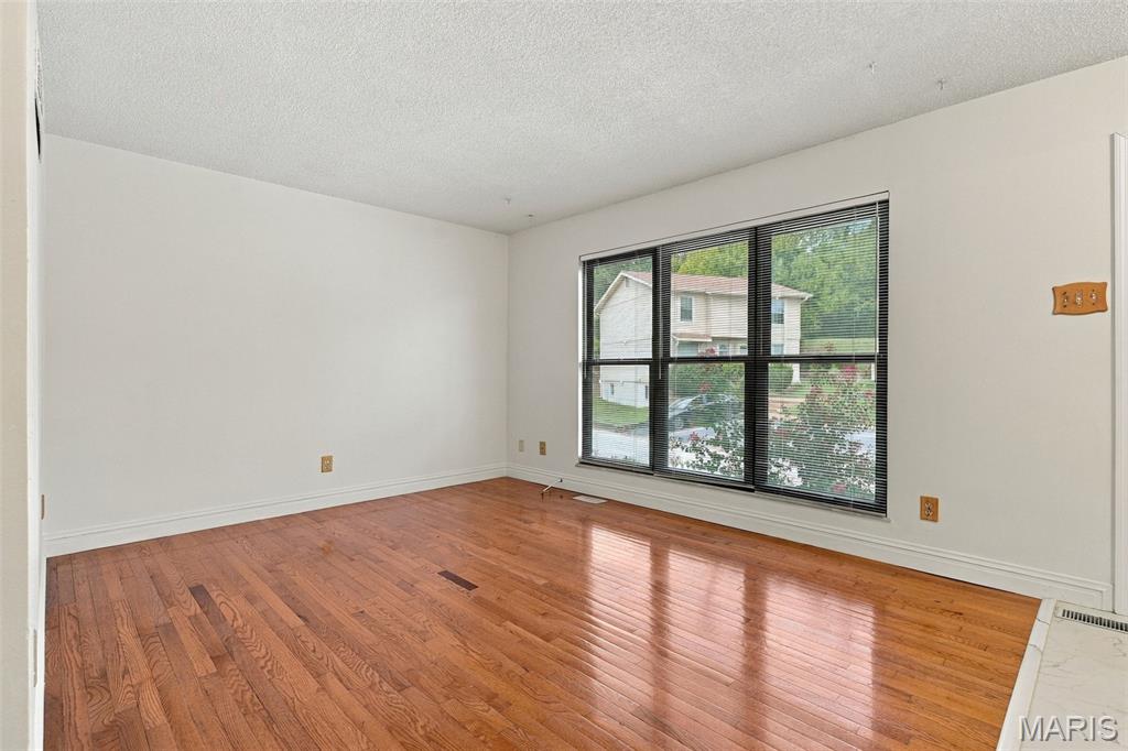 158 Beard Drive C Property Photo 6