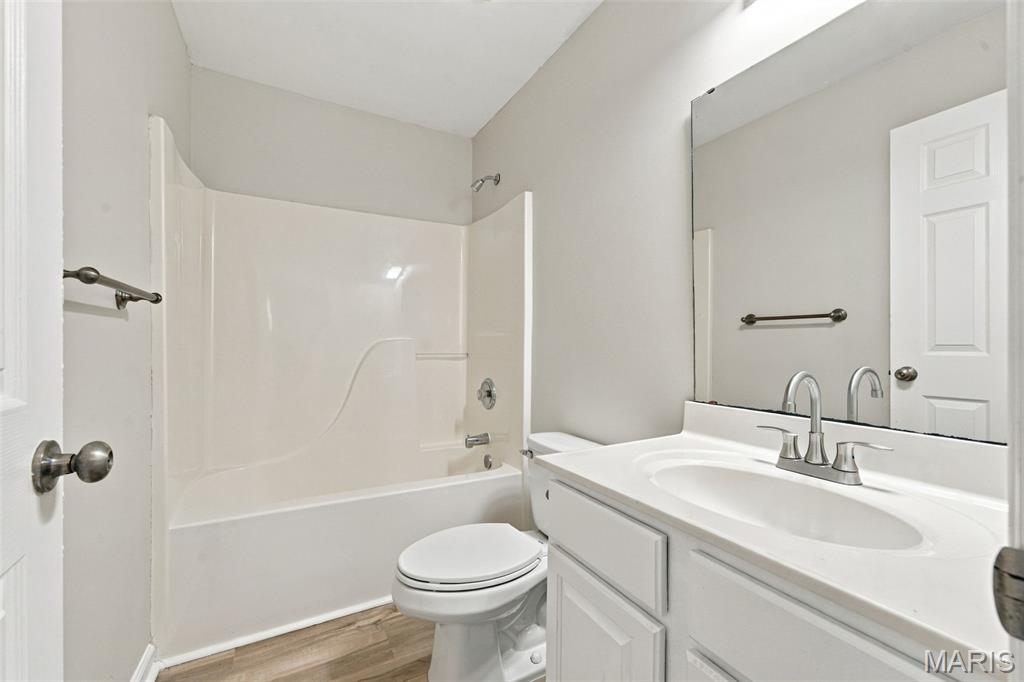 660 Materdie Lane 104 Property Photo 15
