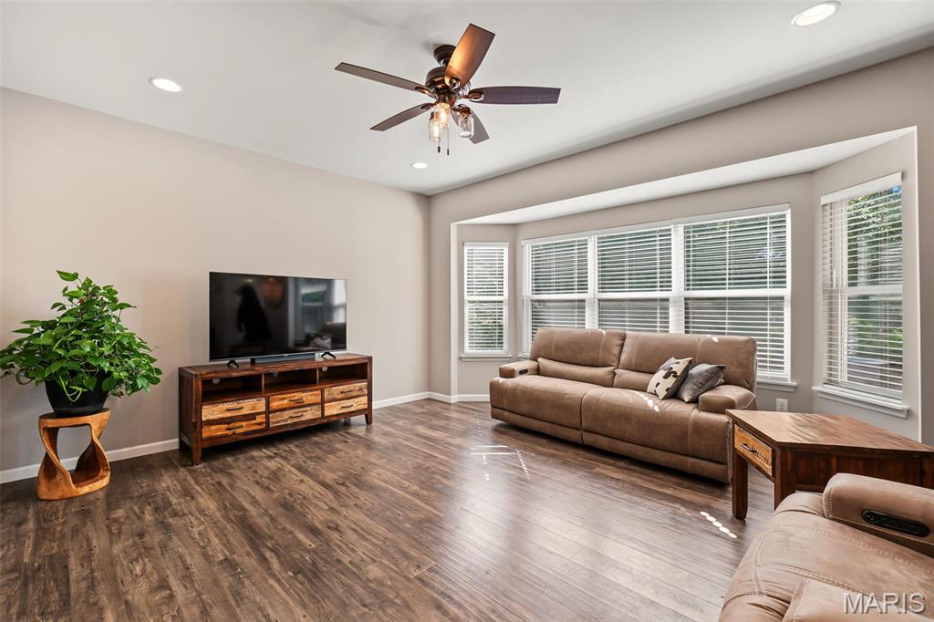 127 Cobble Road Property Photo 4