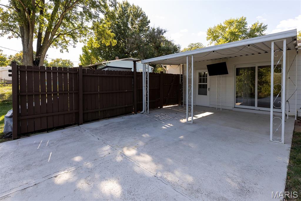 246 Howard Drive Property Photo 9