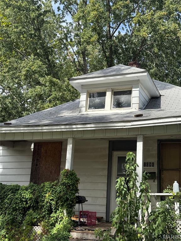 1096 W Green Property Photo 3