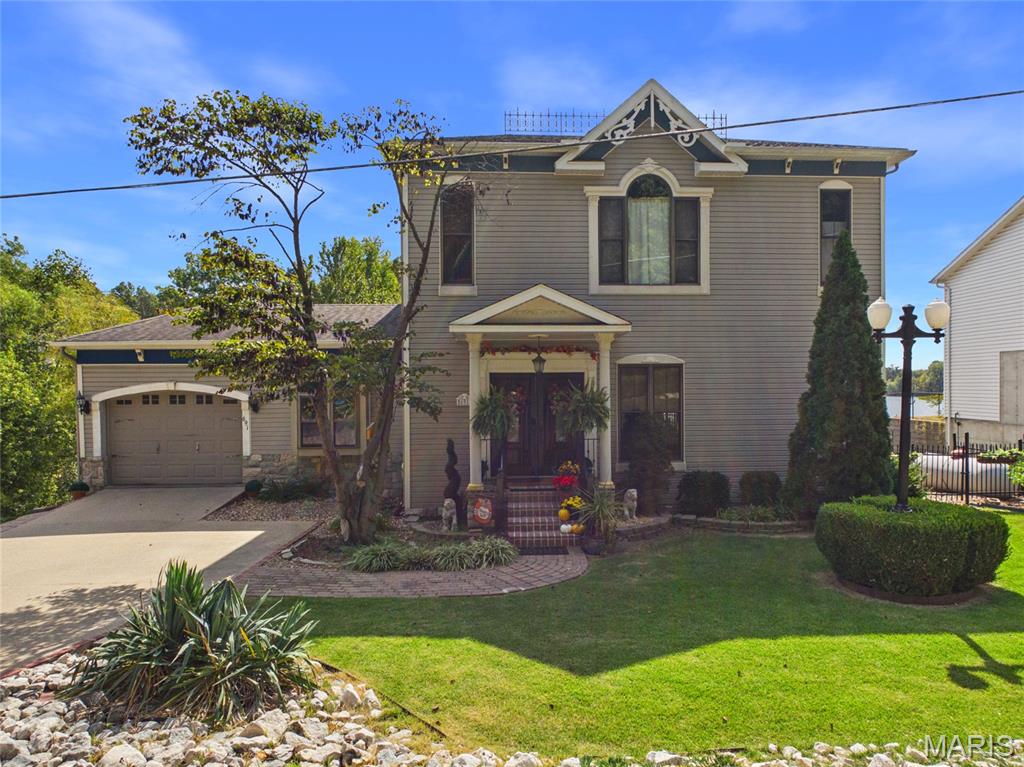 691 Bella Vista Drive Property Photo 1