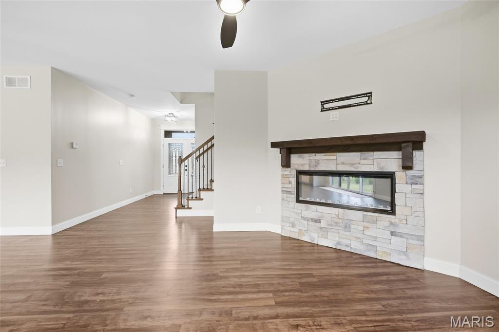 1623 Oglesby Drive Property Photo 3