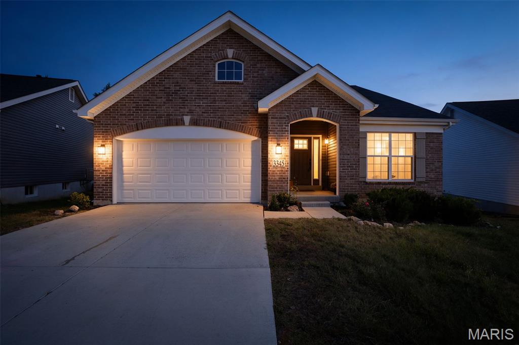 3345 White Pine Drive Property Photo 1
