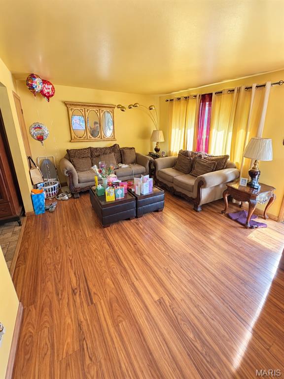 9478 Jaros Court Property Photo 3